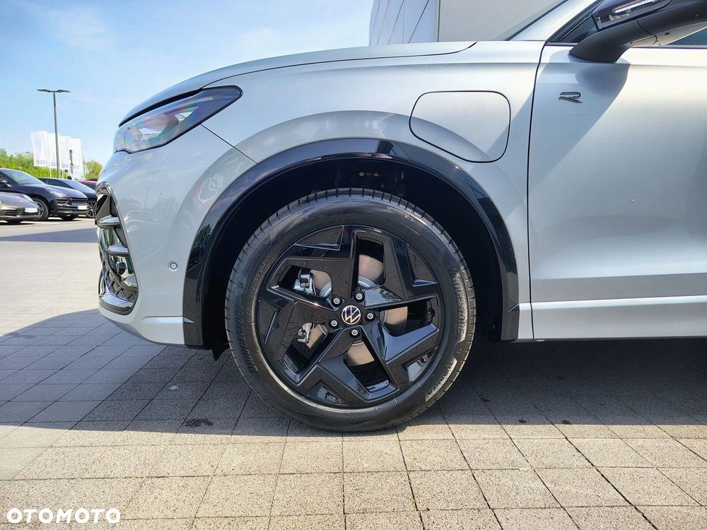 Volkswagen Tiguan - 8