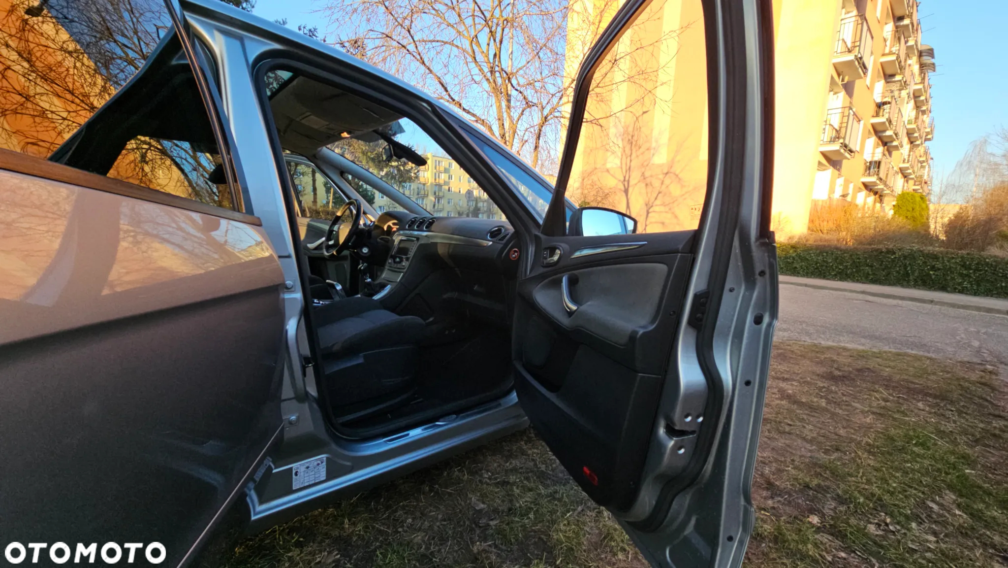 Ford S-Max 2.5 Titanium - 19