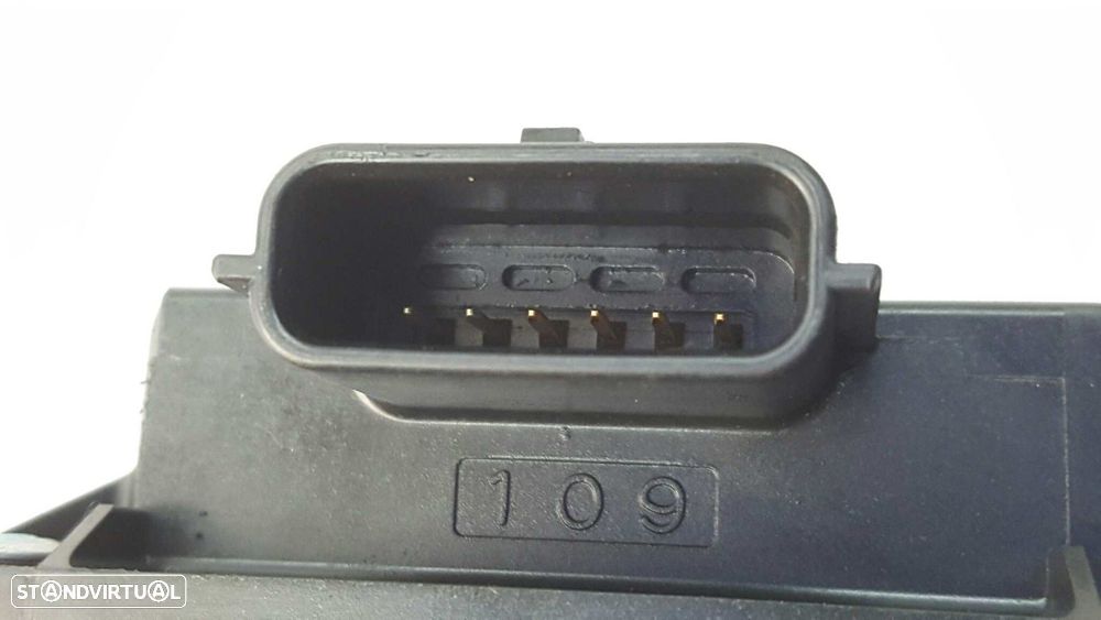 CORPO DE BORBOLETAS INFINITI M SEDÁN M30D S PREMIUM - 6