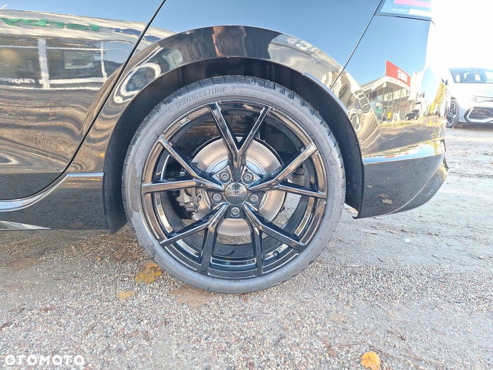 Volkswagen Golf - 18