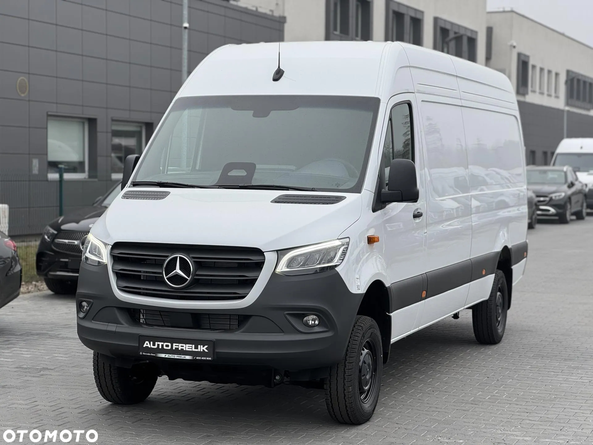 Mercedes-Benz Sprinter - 4