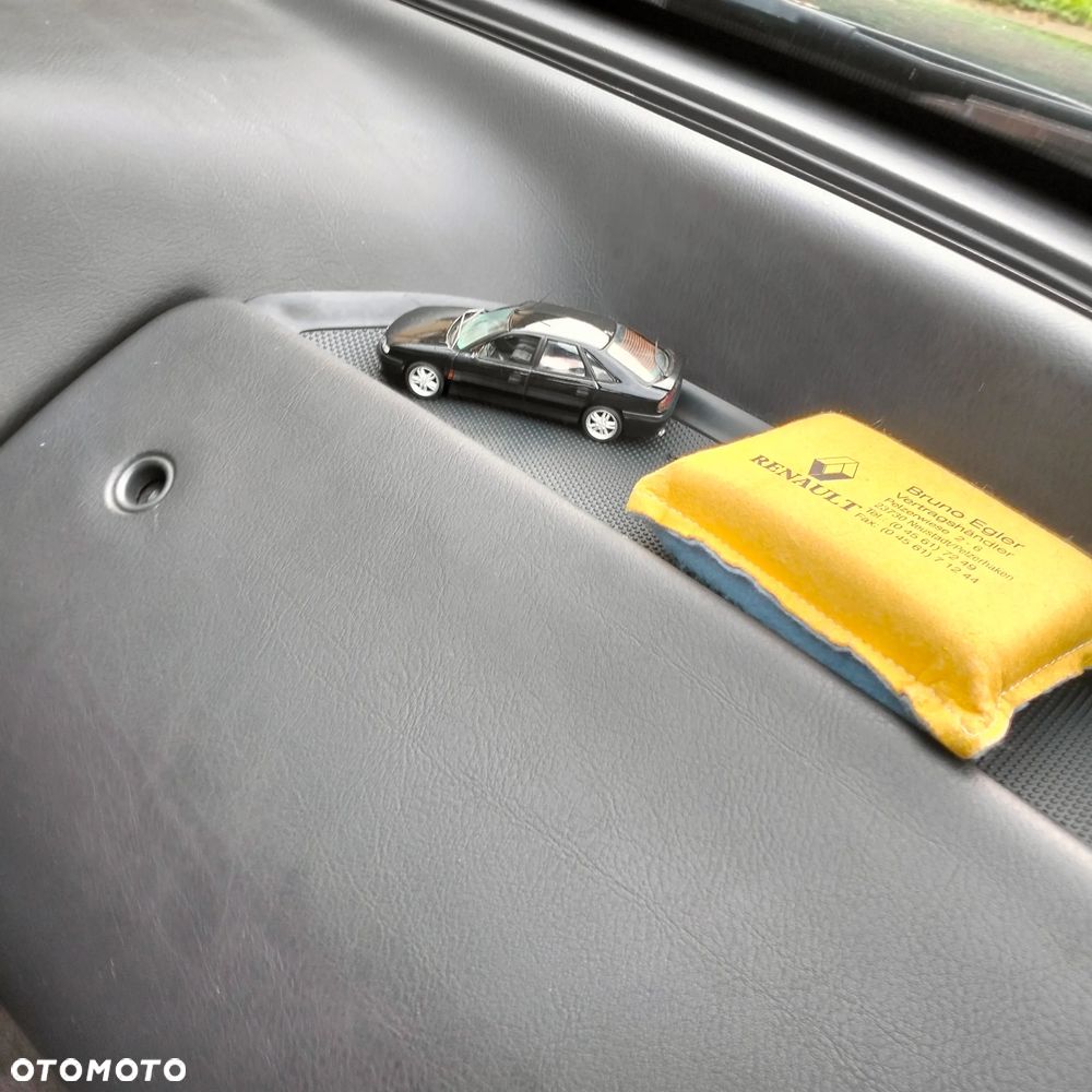 Renault Safrane - 3