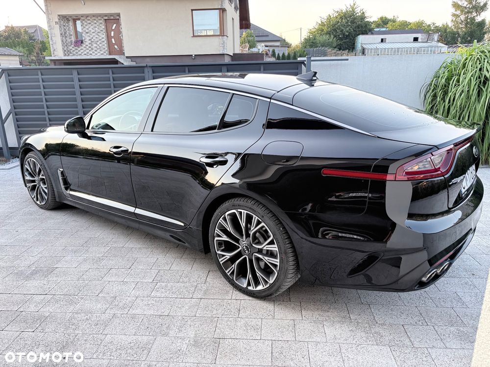 Kia Stinger 2.0 T-GDI GT Line - 6