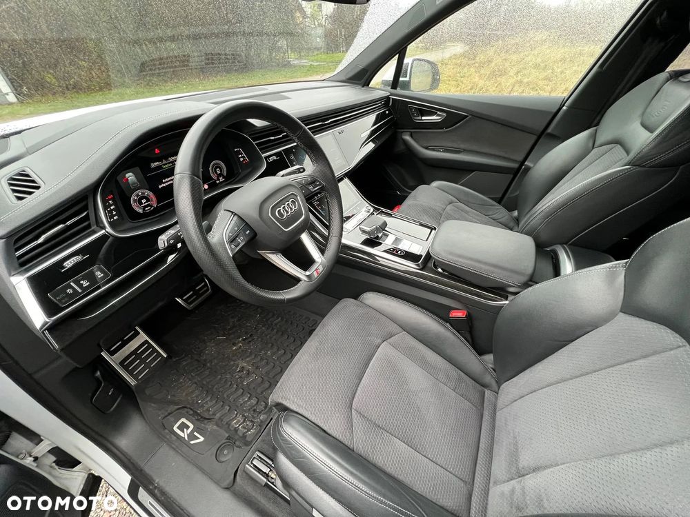 Audi Q7 - 9