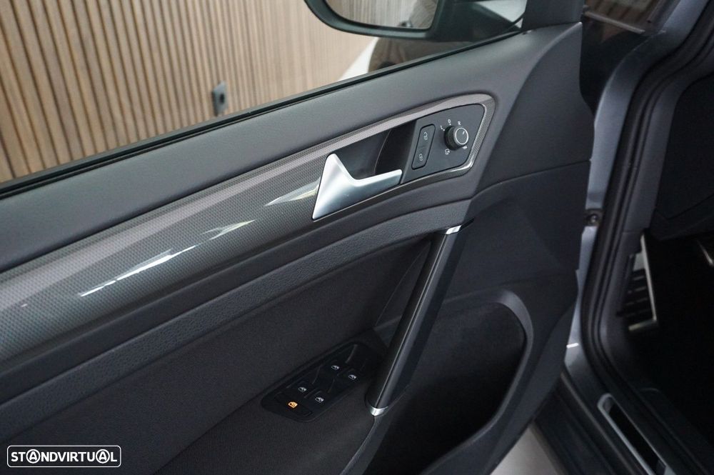 VW Golf 1.0 TSI OPF IQ.DRIVE - 26