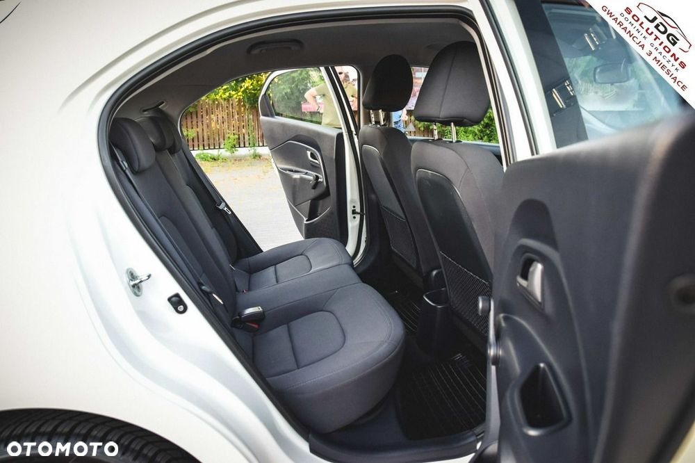 Kia Rio 1.2 Edition 7 - 32