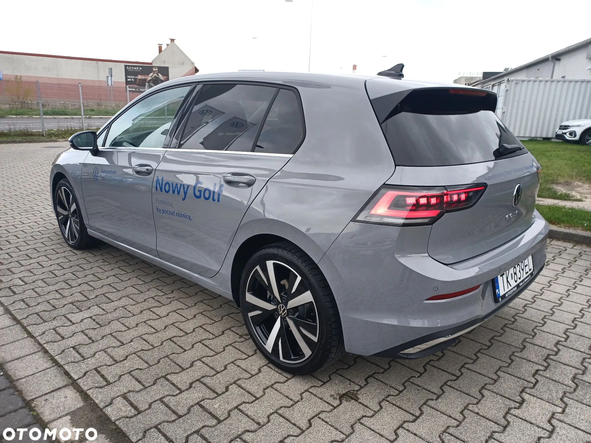 Volkswagen Golf - 5