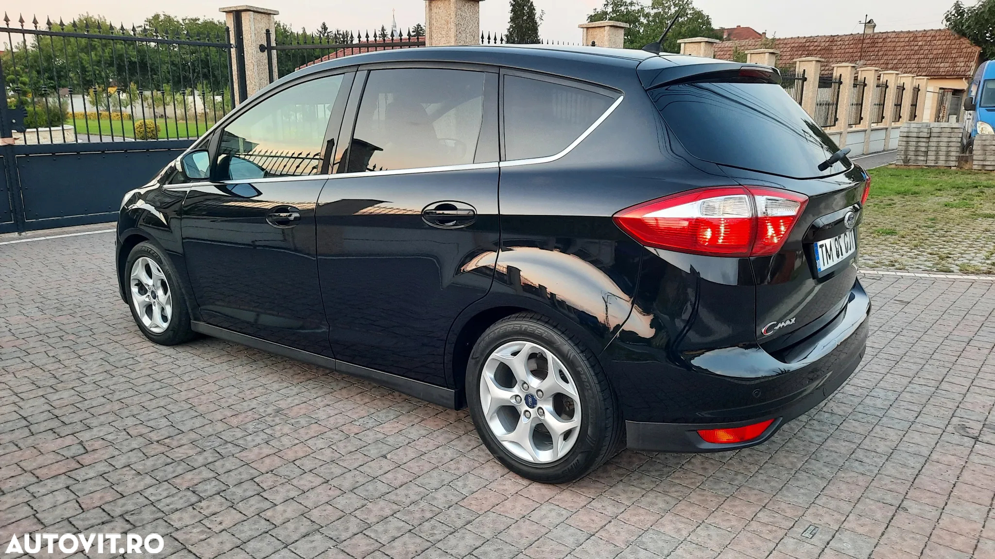 Ford C-Max 1.6 TDCi DPF Titanium - 4