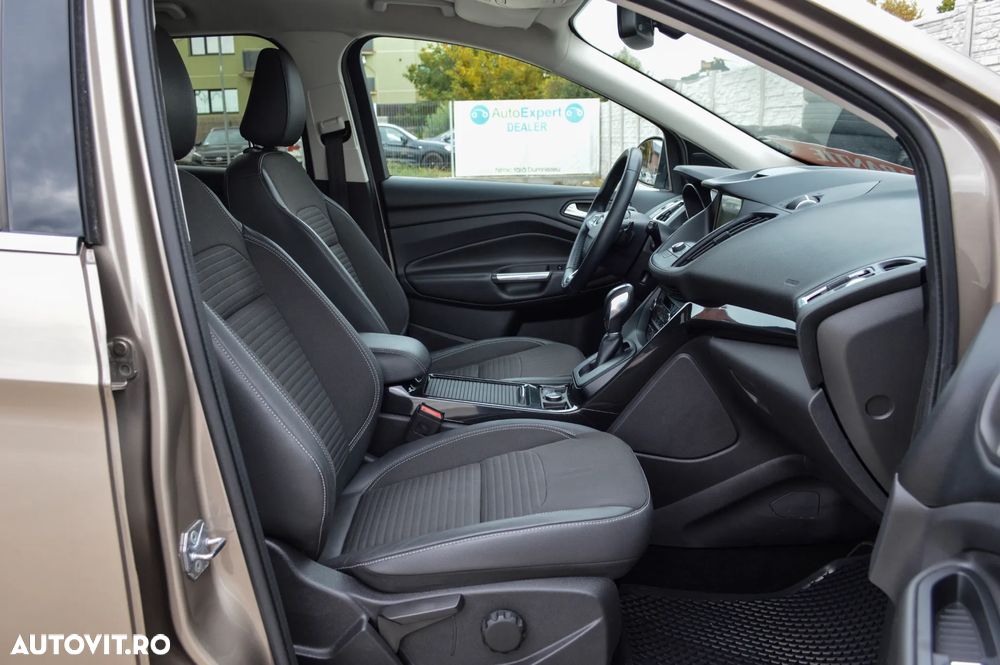 Ford Kuga 1.5 EcoBoost 4x4 Aut. Trend - 16