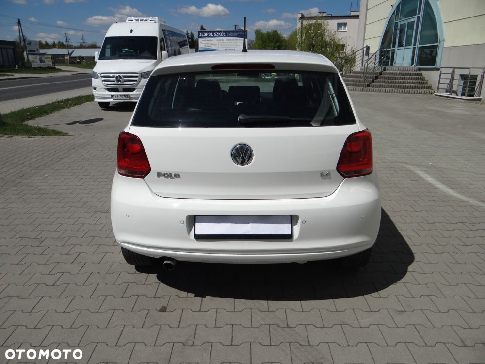 Volkswagen Polo - 8