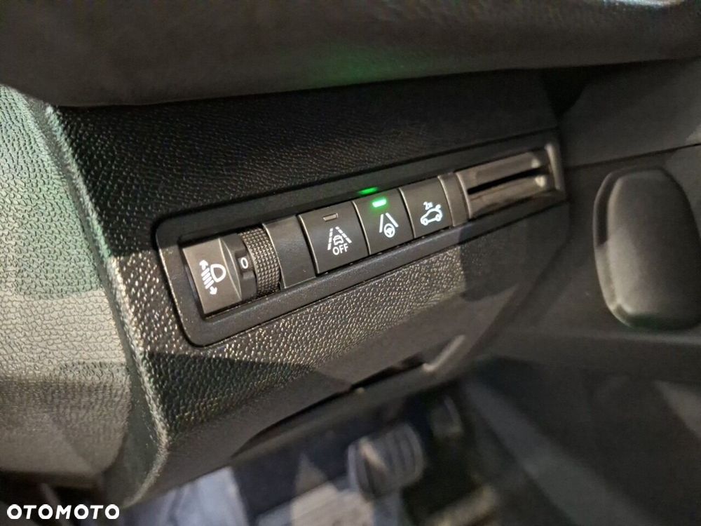 Peugeot 3008 - 16