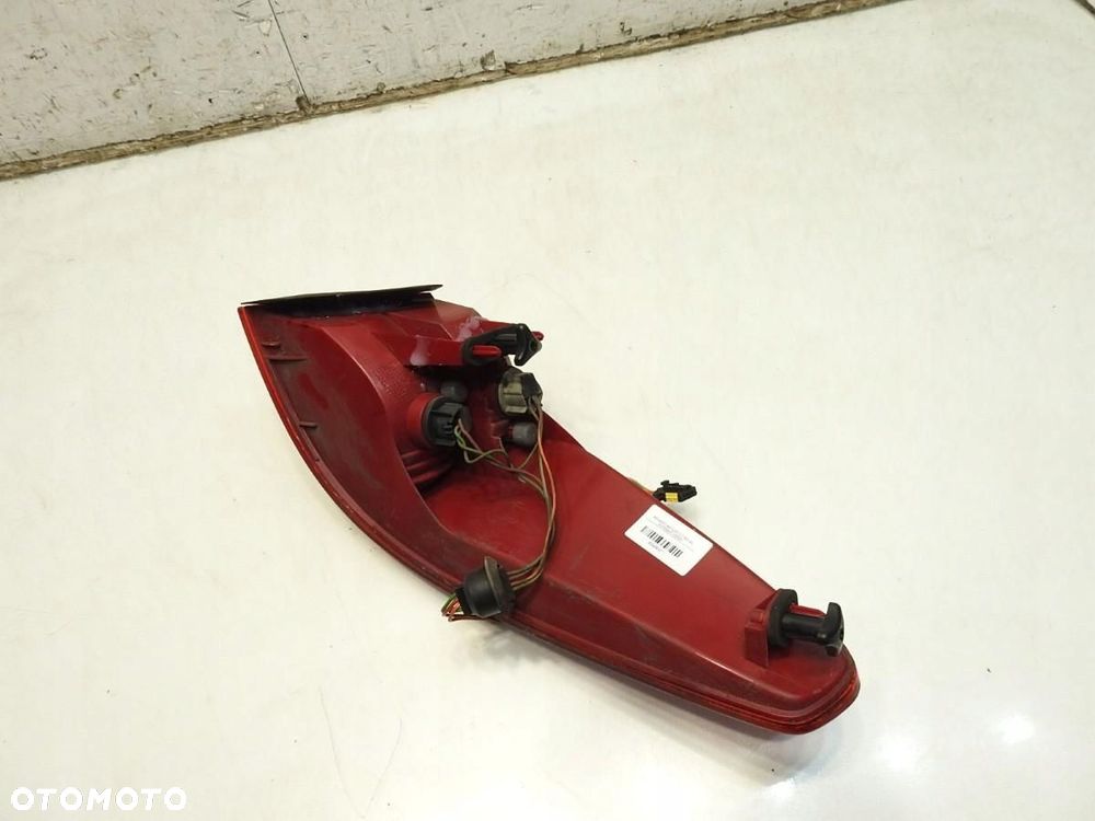 LAMPA LEWY TYŁ PEUGEOT 607 LIFT - 4