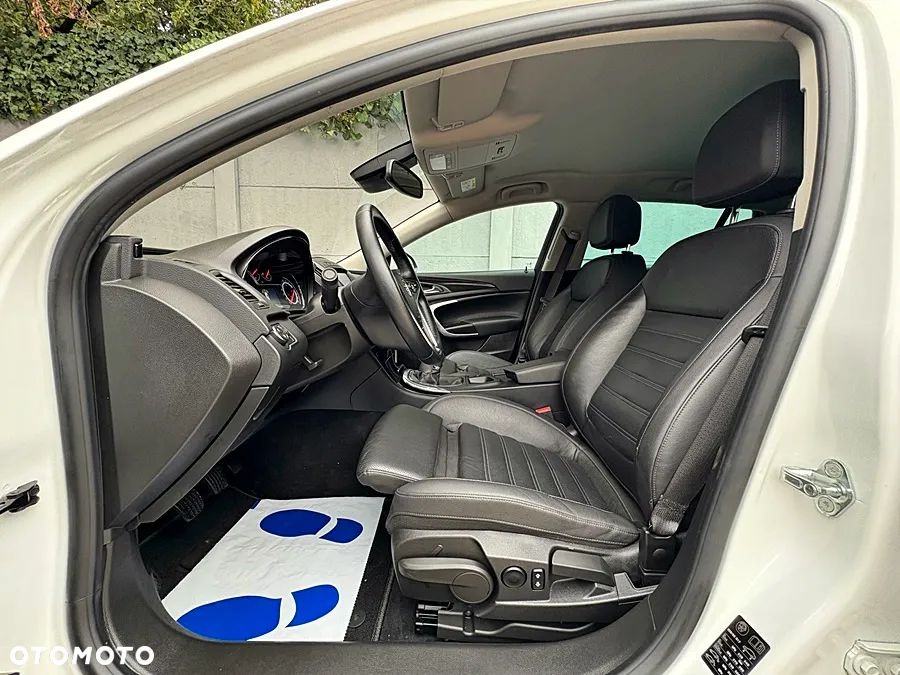 Opel Insignia - 13