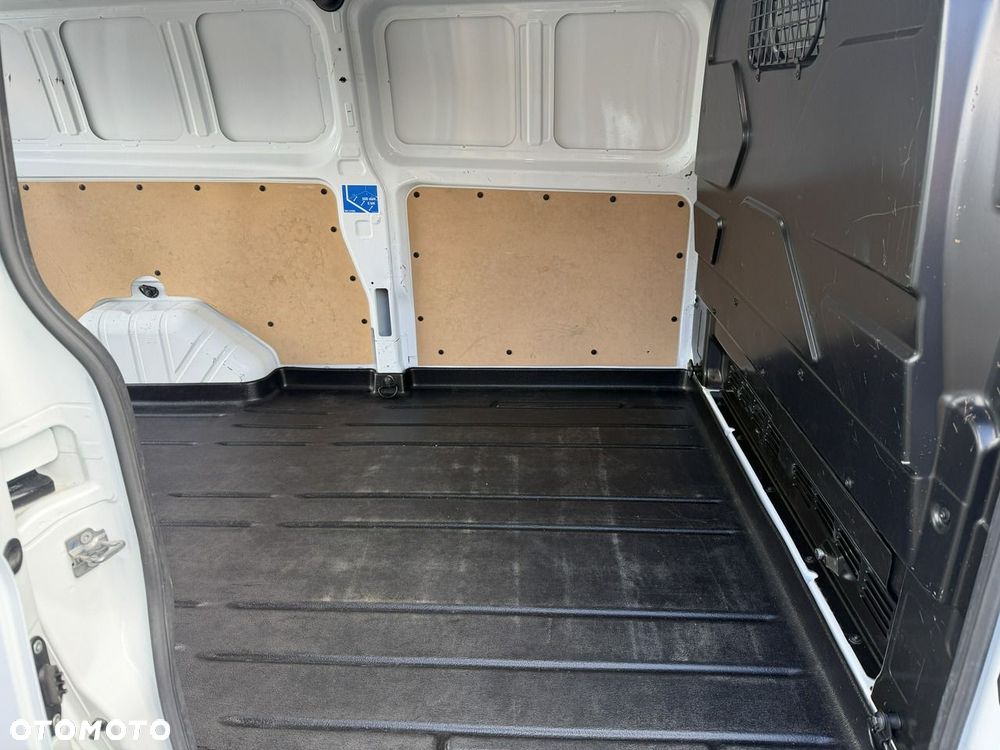 Ford Transit Custom - 16