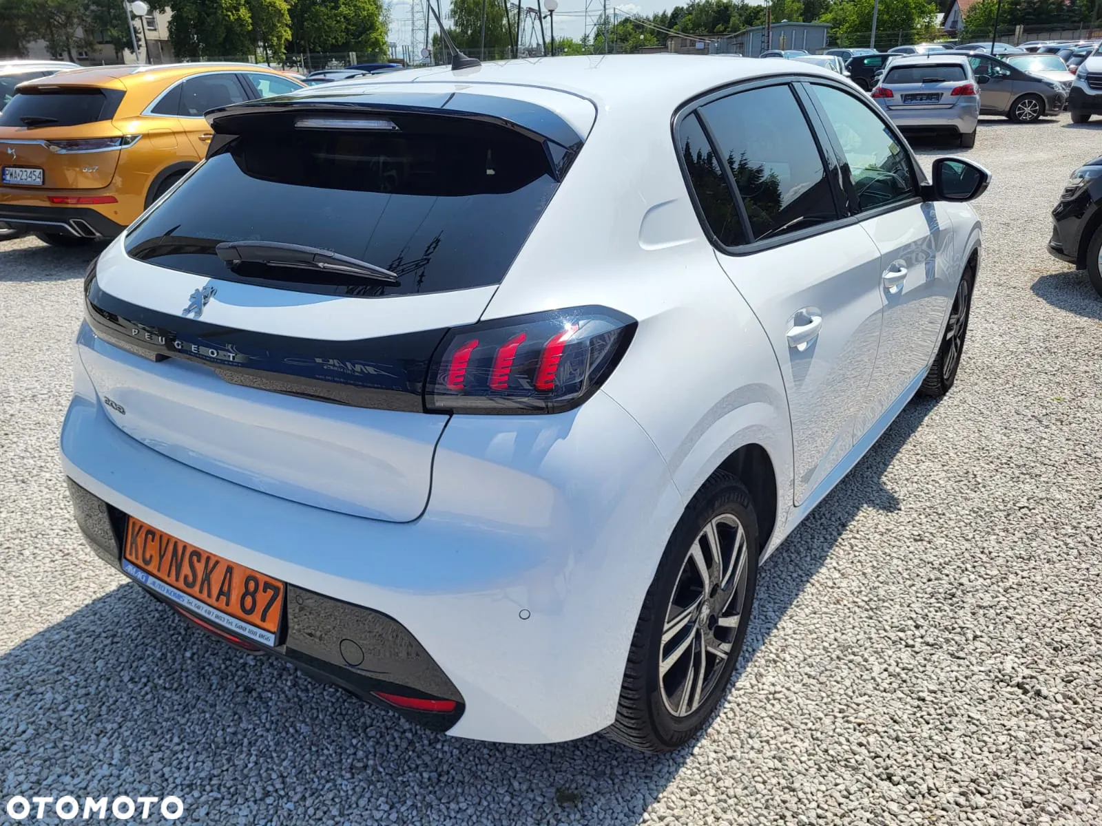 Peugeot 208 1.5 BlueHDi Allure S&S - 6