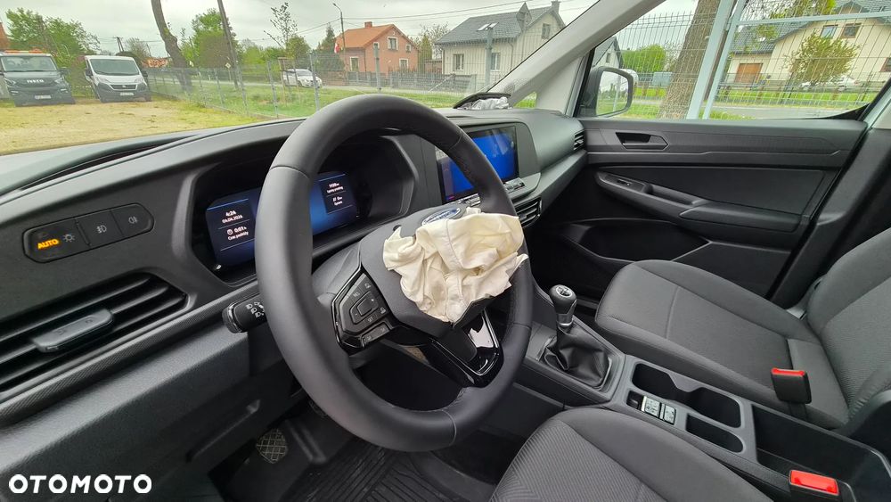 Ford Tourneo Connect Grand - 12