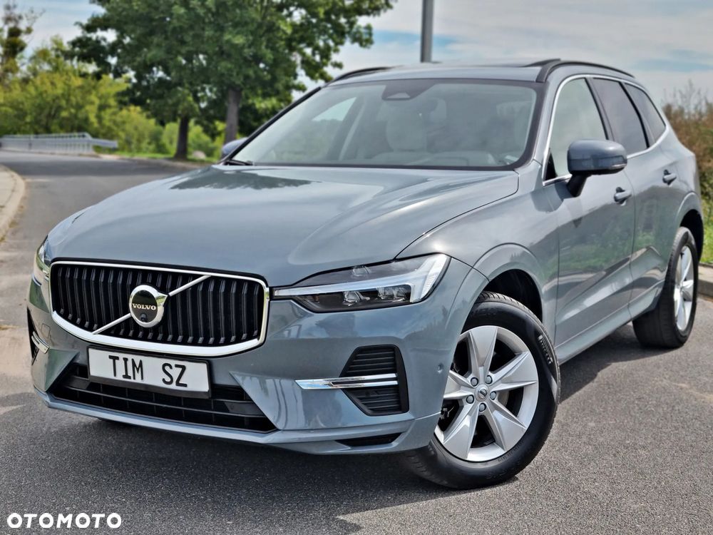 Volvo XC 60 B4 D AWD Geartronic Momentum Pro - 9