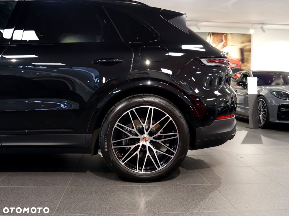 Porsche Cayenne E-Hybrid PHEV - 12
