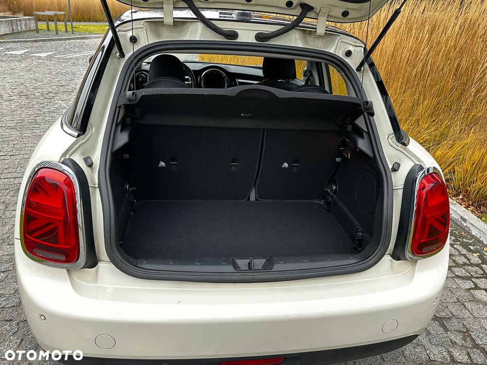 MINI Cooper Standard - 18