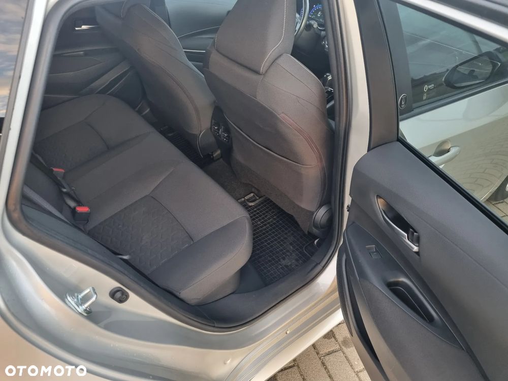 Toyota Corolla - 11
