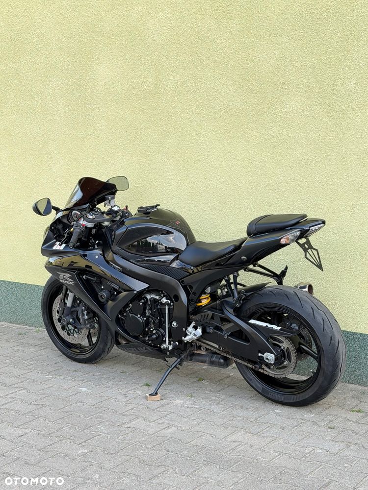 Suzuki GSX-R - 19