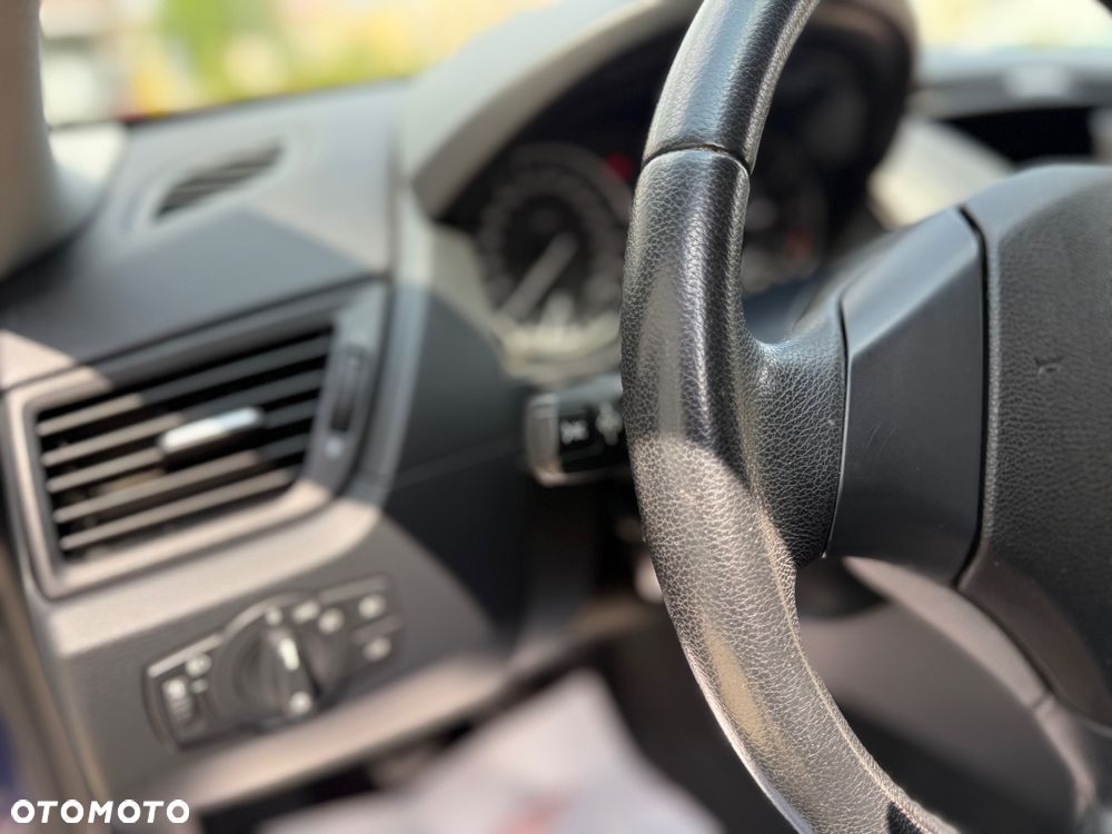 BMW X1 sDrive18i - 22