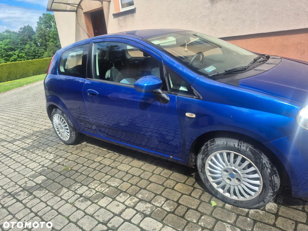 Fiat Punto 1.2 8V - 4