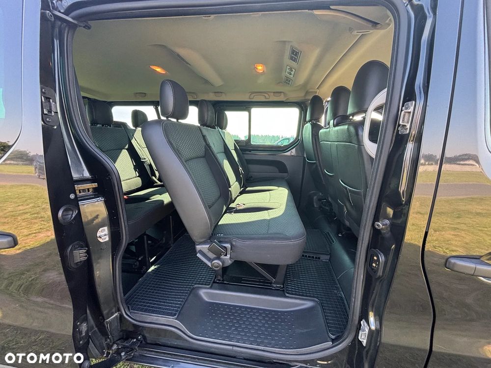 Opel Vivaro - 8