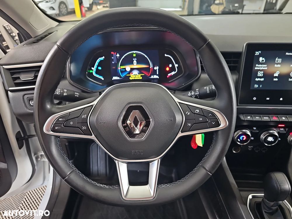 Renault Clio - 17