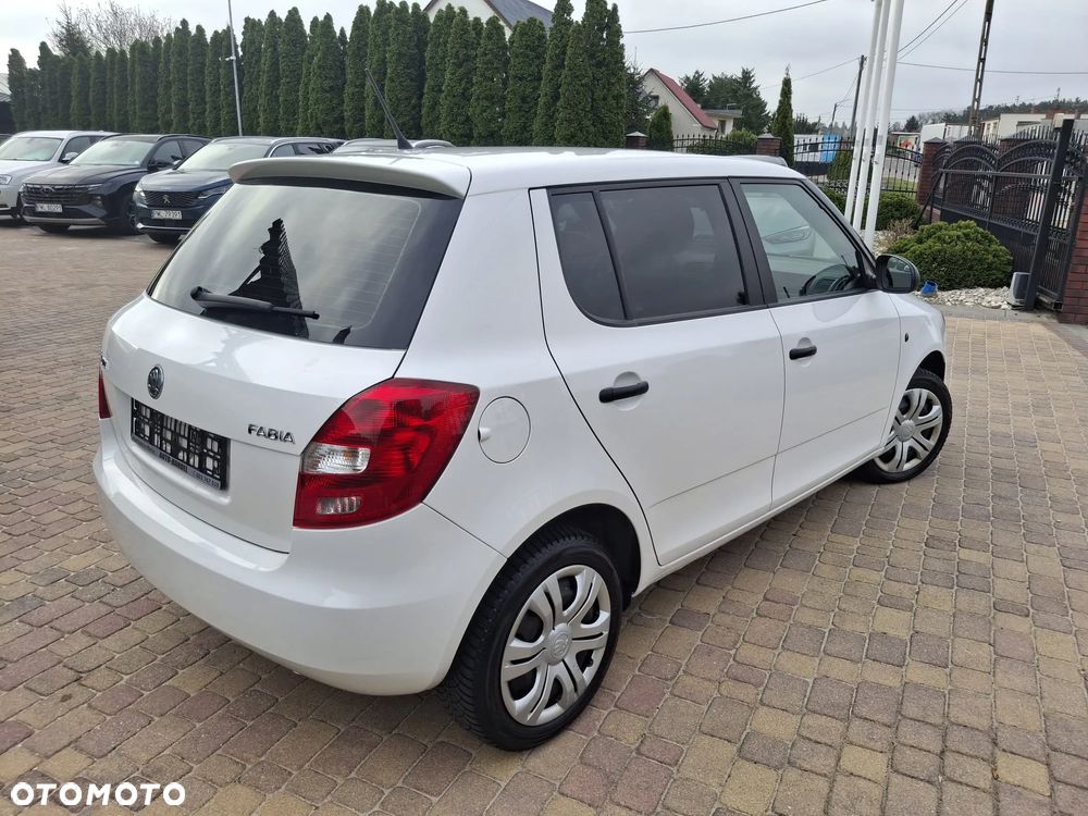 Skoda Fabia 1.2 HTP Ambition - 7