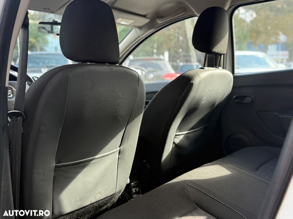 Dacia Logan 0.9 TCe Prestige - 4