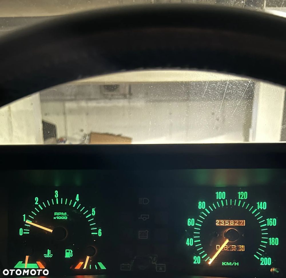 Land Rover Range Rover - 19