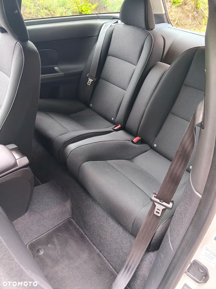 Volvo C30 D2 - 13