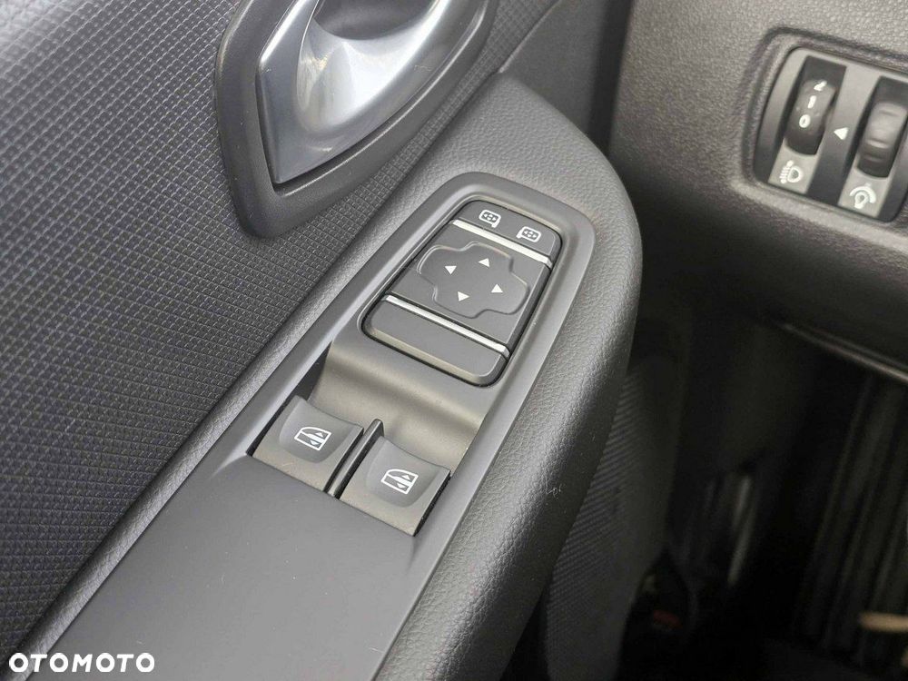 Renault Clio - 6