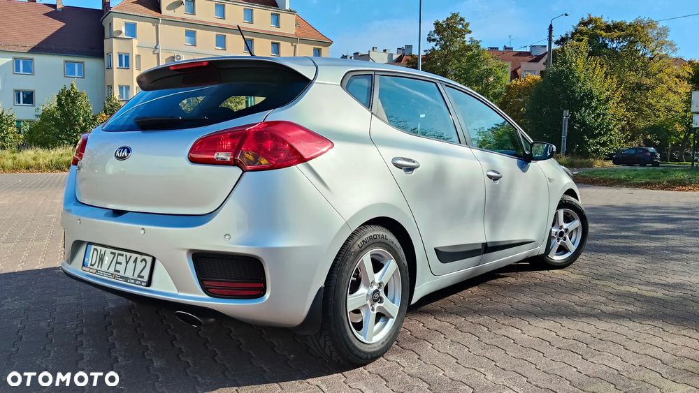 Kia Ceed 1.6 GDI M - 9