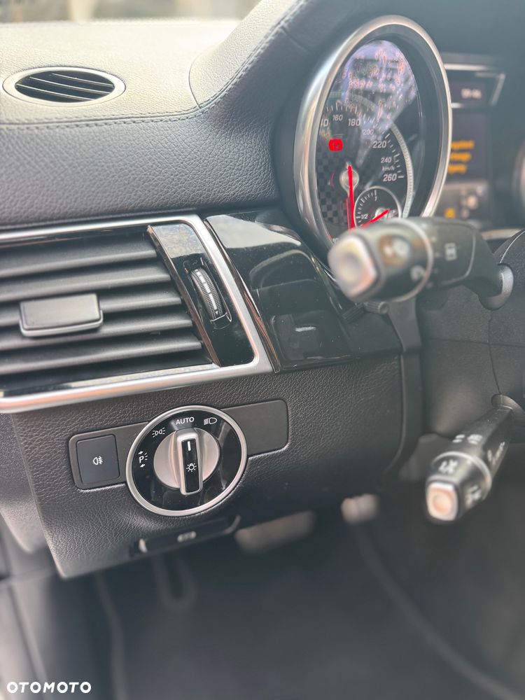 Mercedes-Benz GLE 350 d 4Matic 9G-TRONIC AMG Line - 17