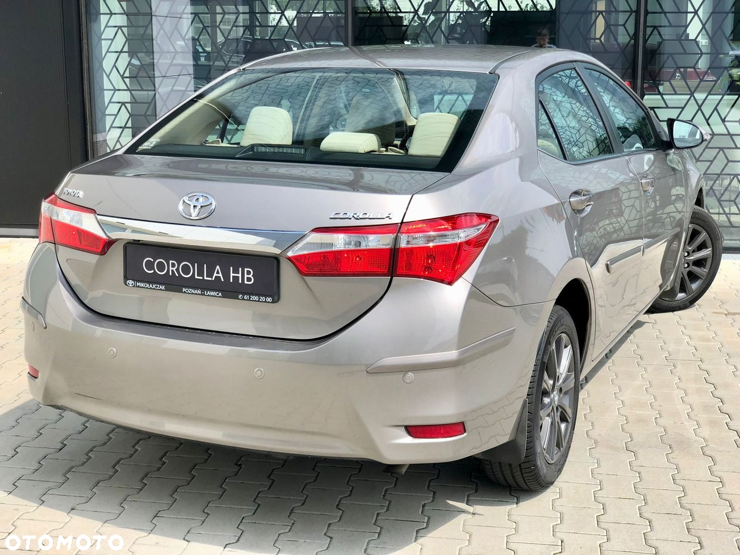 Toyota Corolla 1.6 Premium EU6 - 12