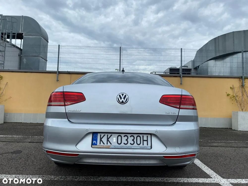 Volkswagen Passat 2.0 TDI BMT Comfortline DSG - 5