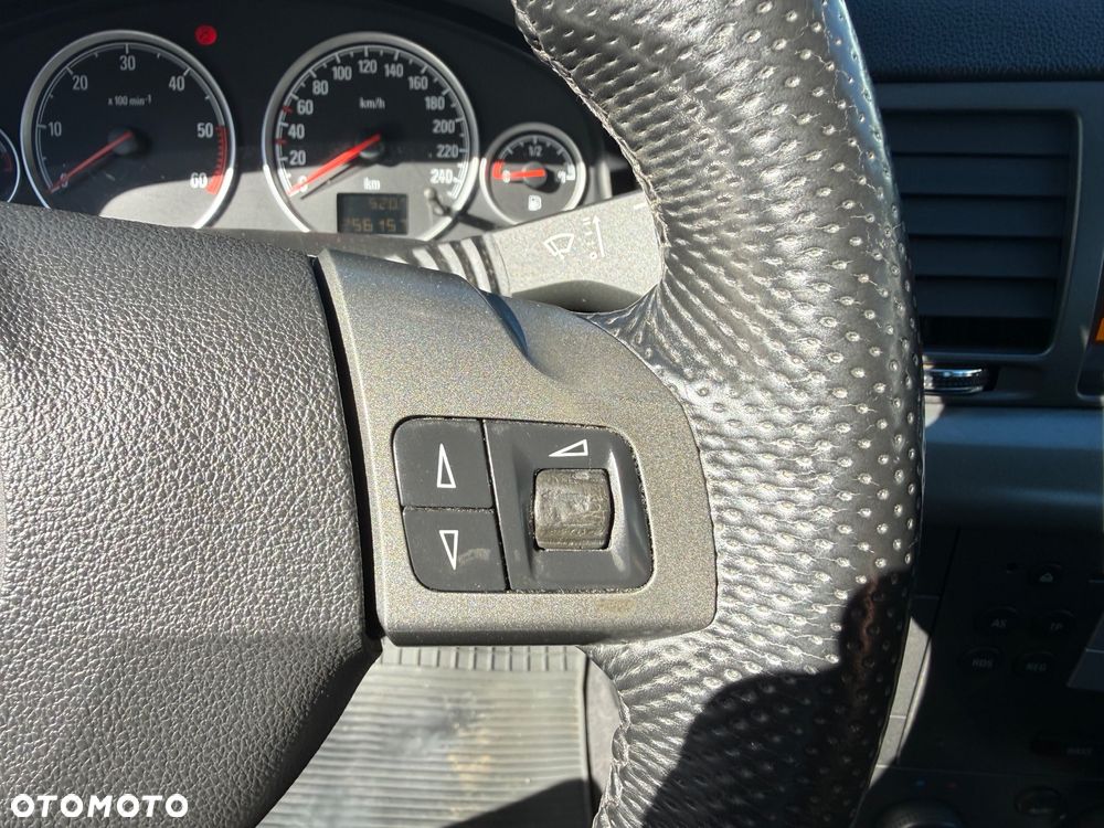 Opel Vectra 1.9 CDTI Cosmo - 18