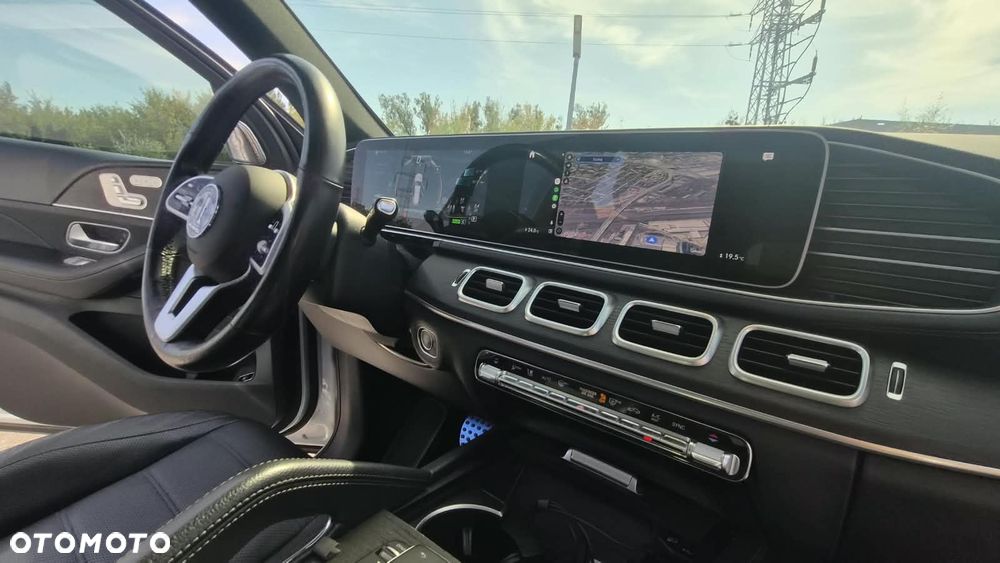 Mercedes-Benz GLS - 8