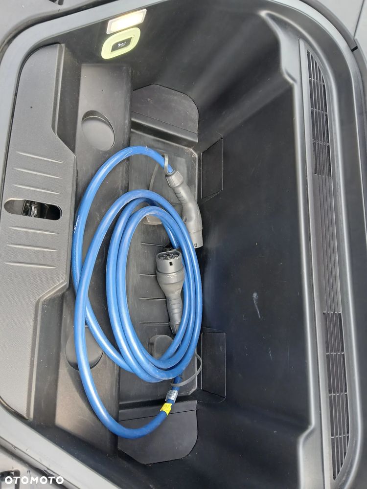 Ford Mustang Mach-E AWD GT - 25