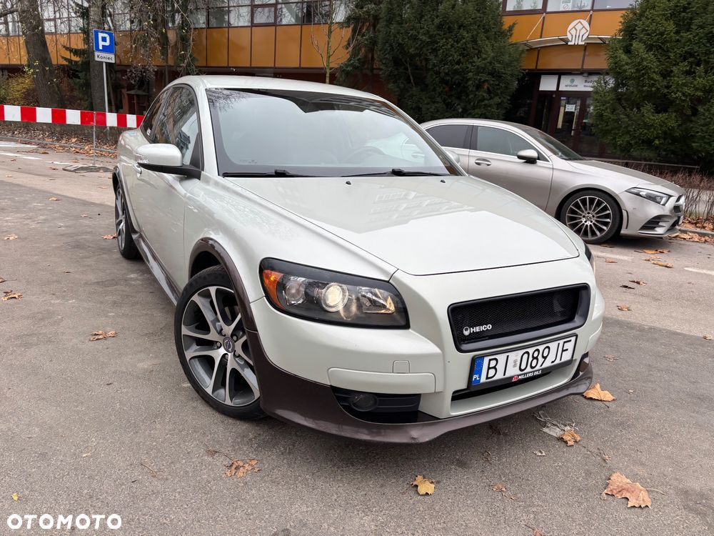 Volvo C30 T5 Momentum - 4