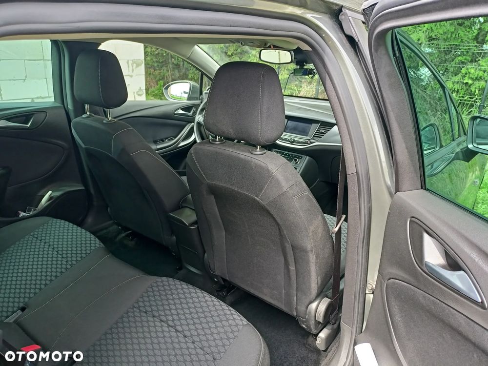 Opel Astra 1.2 T Business Elegance S&S - 11