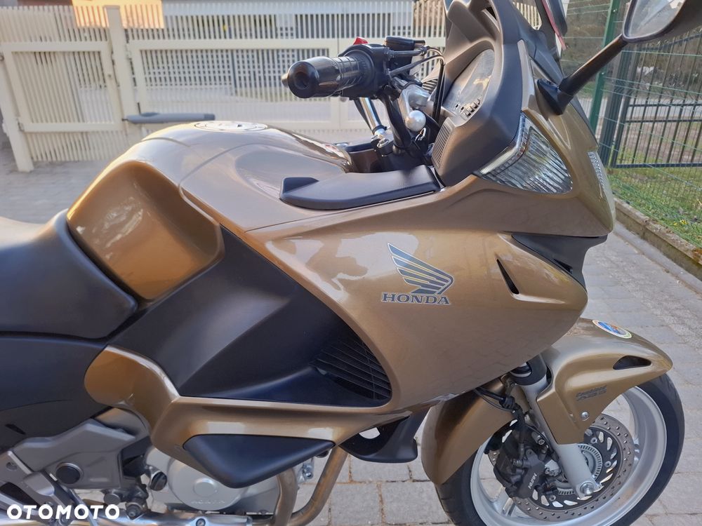 Honda Deauville - 28