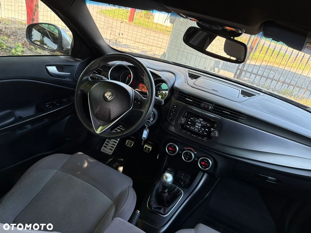 Alfa Romeo Giulietta 1.4 TB Distinctive - 23