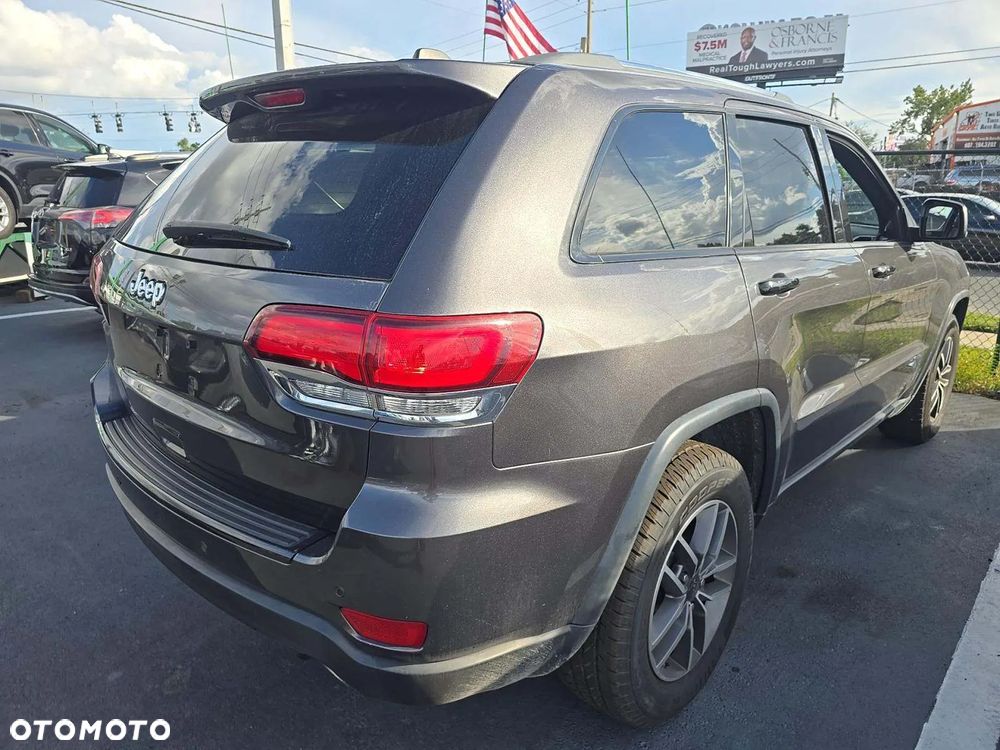 Jeep Grand Cherokee - 3