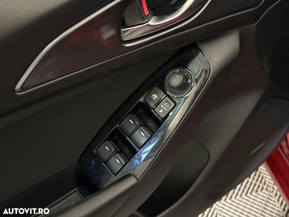 Mazda 3 - 15