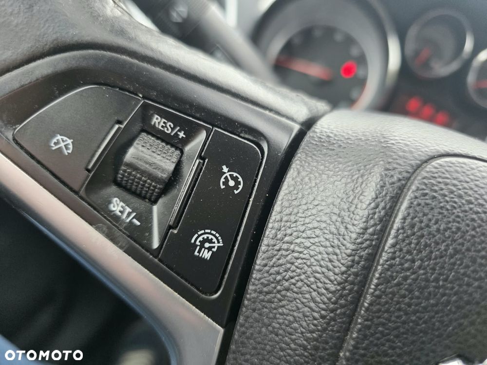 Opel Mokka - 12