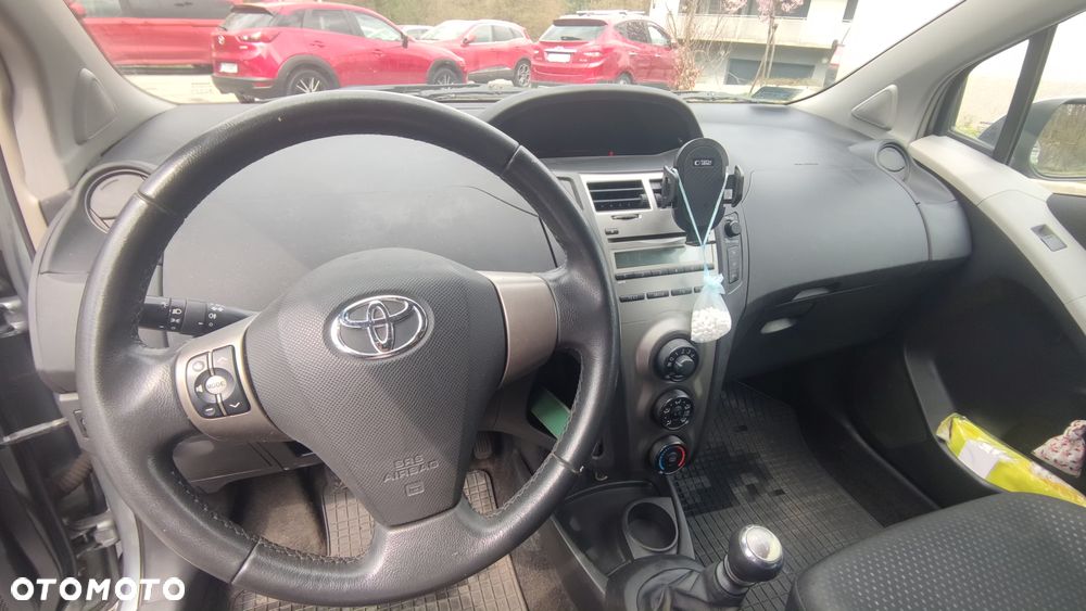 Toyota Yaris 1.33 Active - 7
