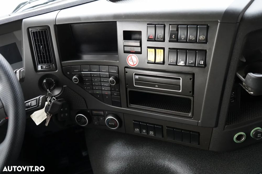 Volvo FMX 420 / RETARDER / 13 LITRI / CABINĂ JOSĂ / I-SHIFT / EURO 6 - 28